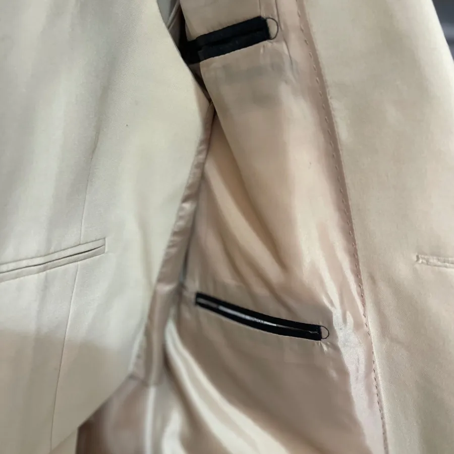 کت و شلوار کرم مردانه