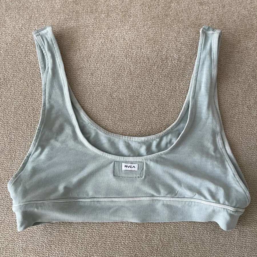 نیم تنه Sunday