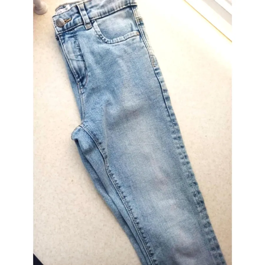 شلوار جین بچگانه