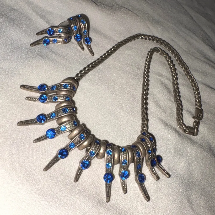 ست گردنبند و گوشواره