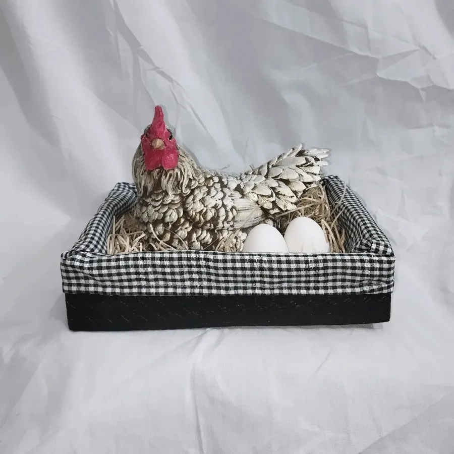 دکوری مرغ خانگی