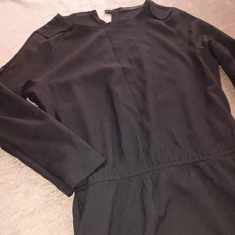 پیراهن مشکی