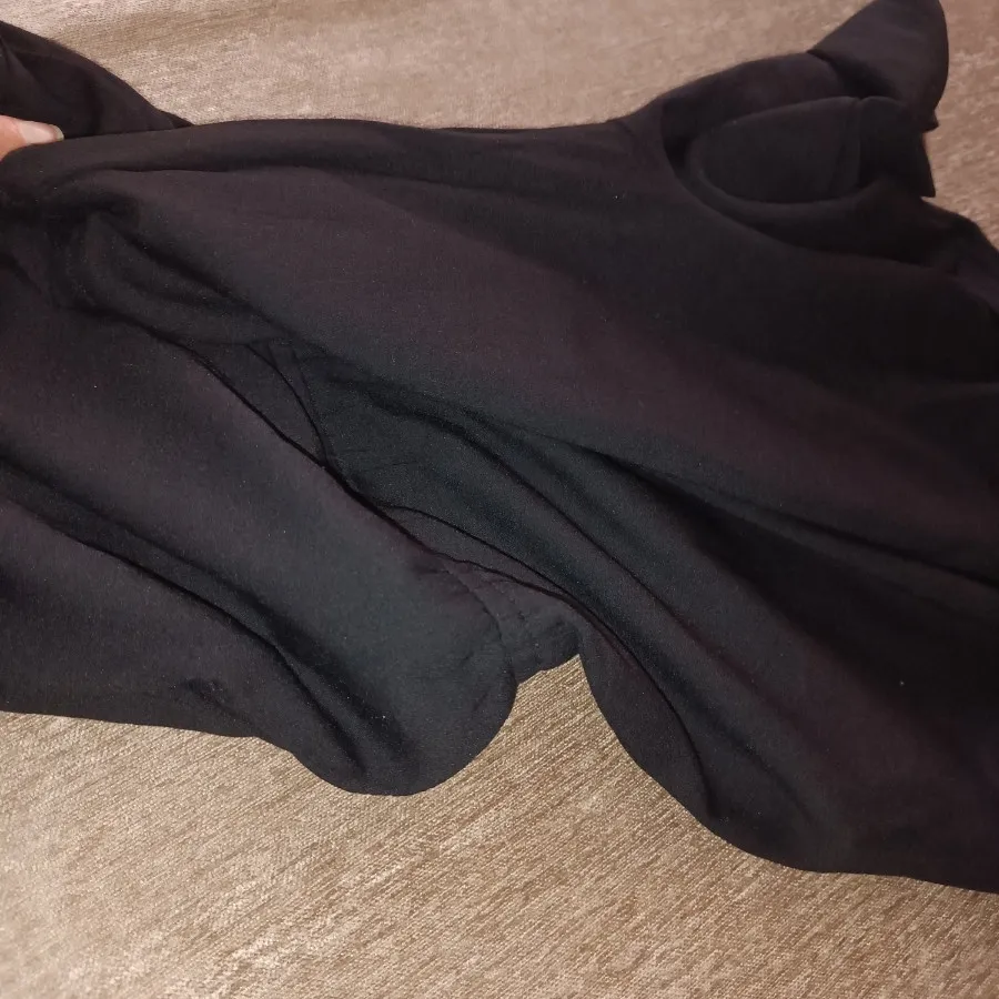 پیراهن مشکی