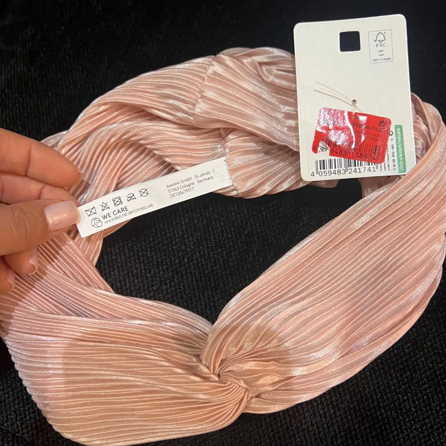 تل سر برند six