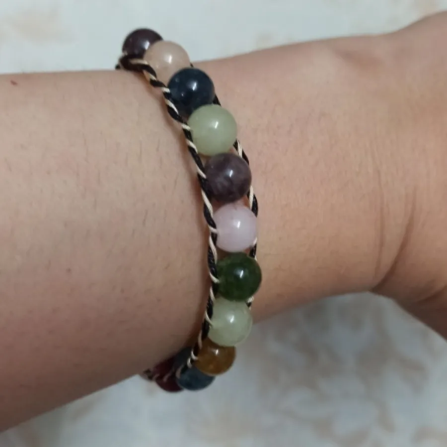 دستبند بافت سنگی