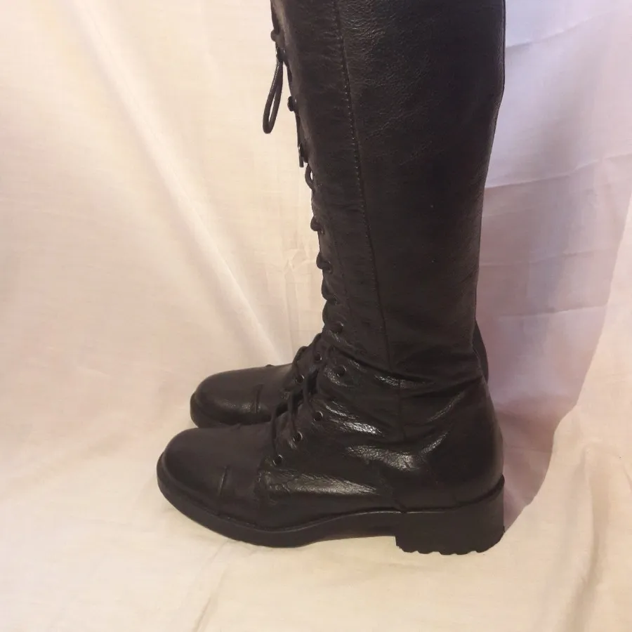 بوت  چرم بنتون