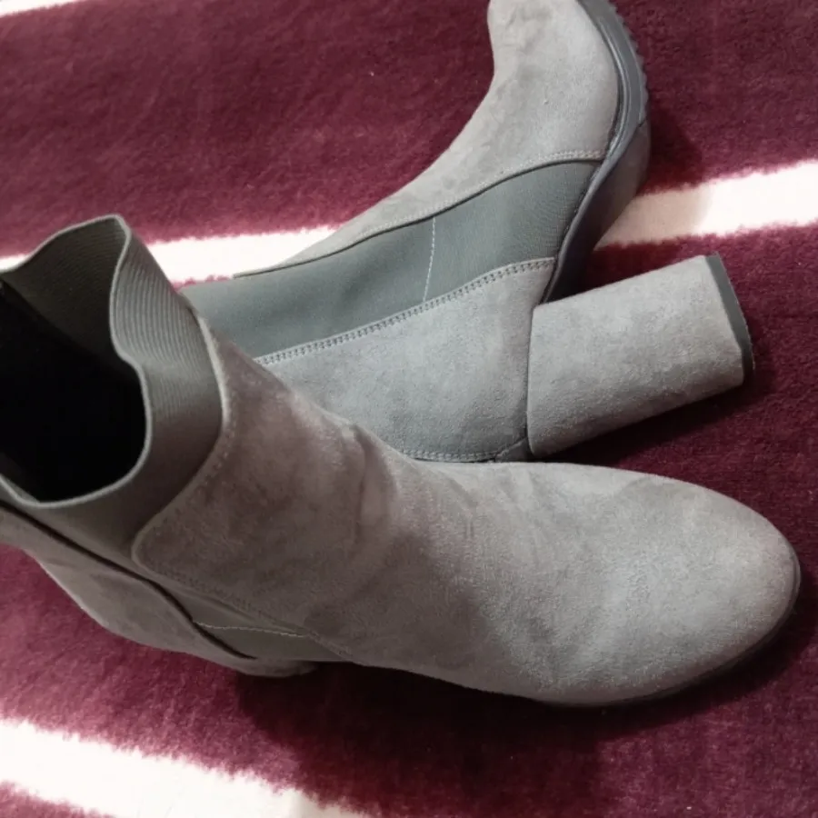 پوتین طوسی سایز 37