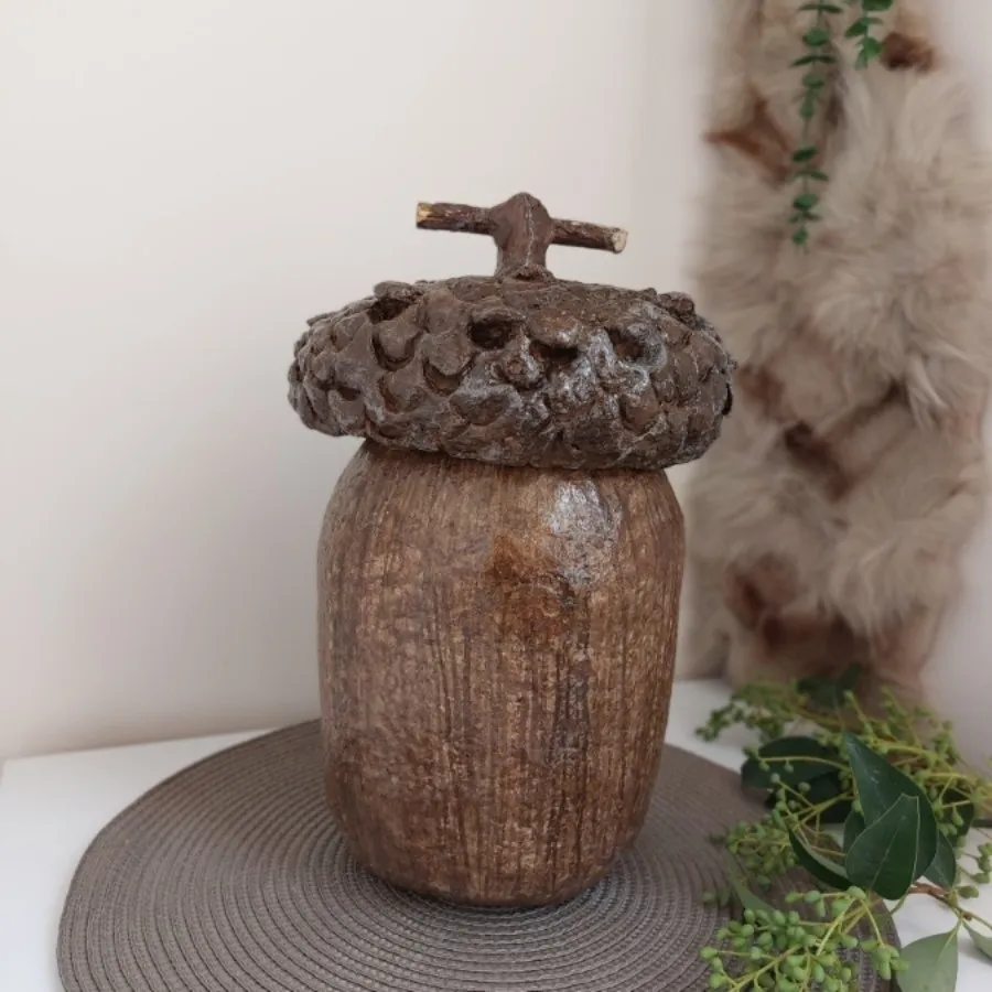 ظرف نظم دهنده بلوط