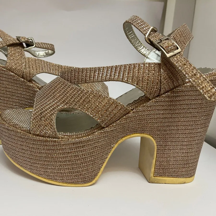 کفش مجلسی شاین دار