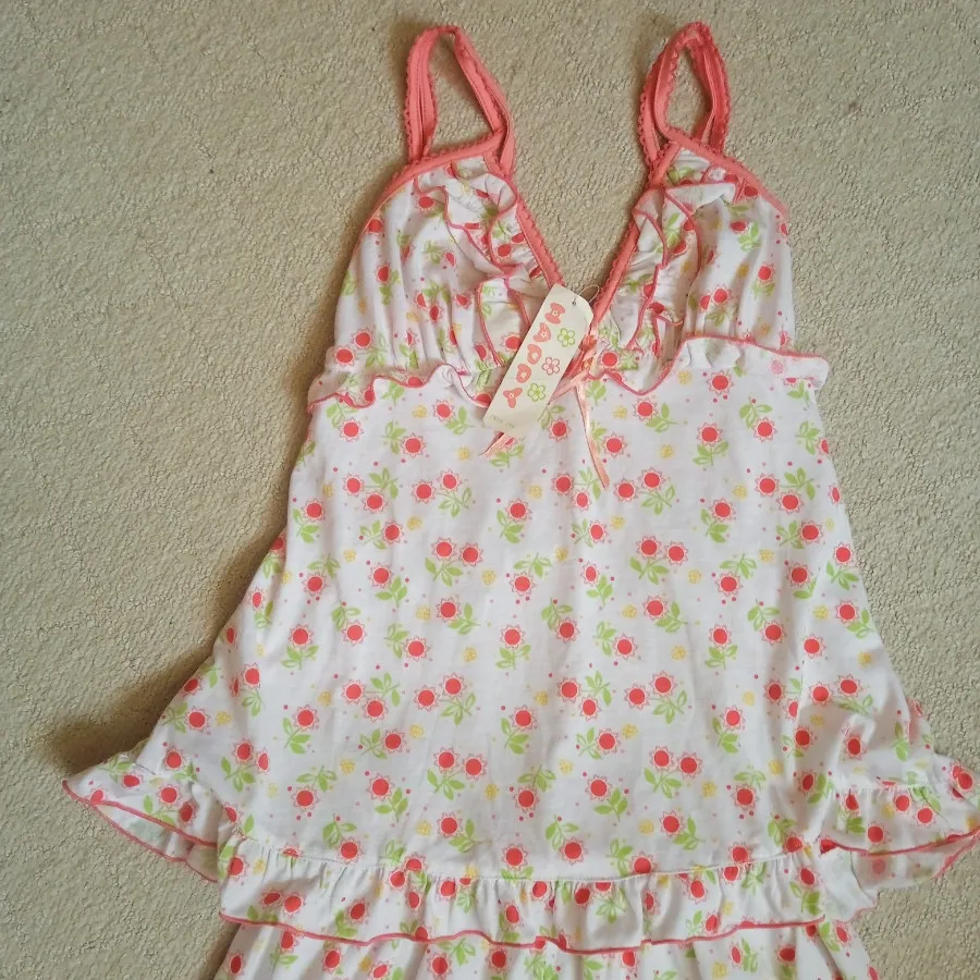 ست تاپ و شلوارک زنانه