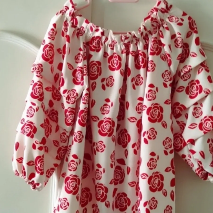 شومیز یقه قایقی گل رز