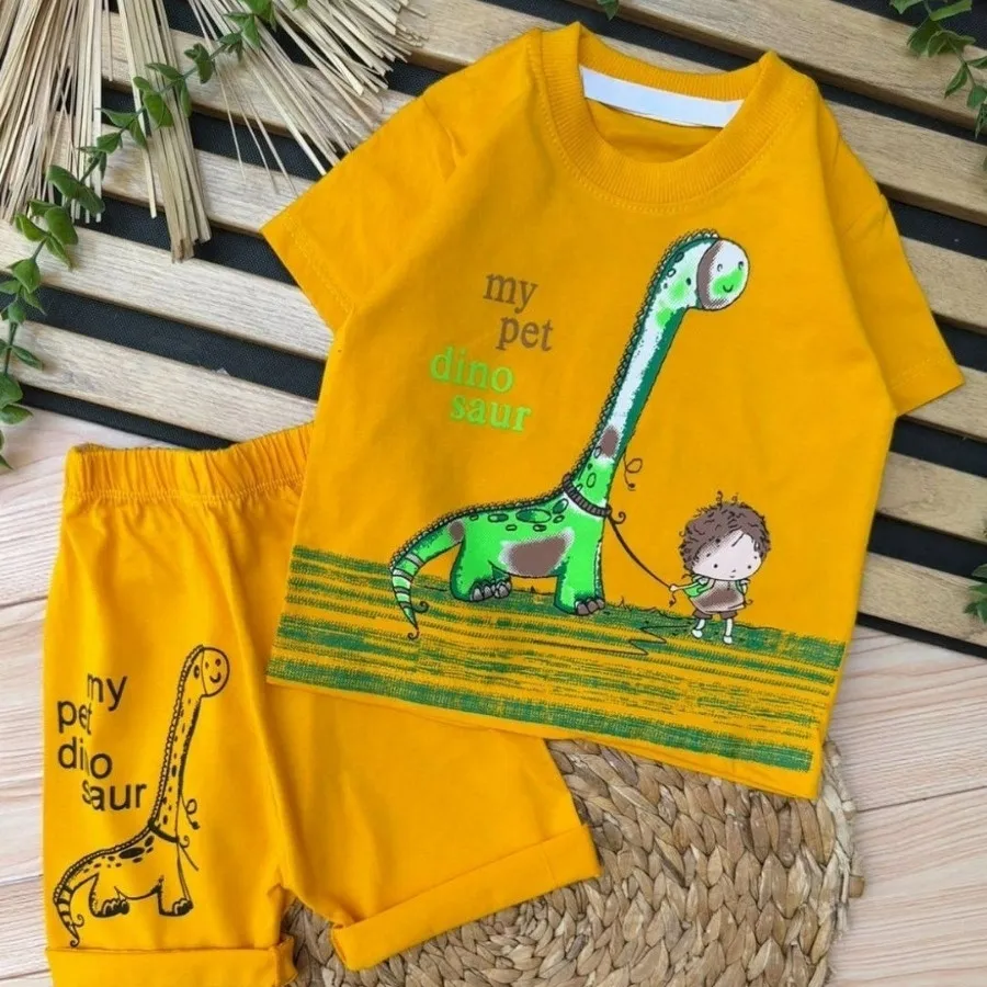 تیشرت و شلوارک