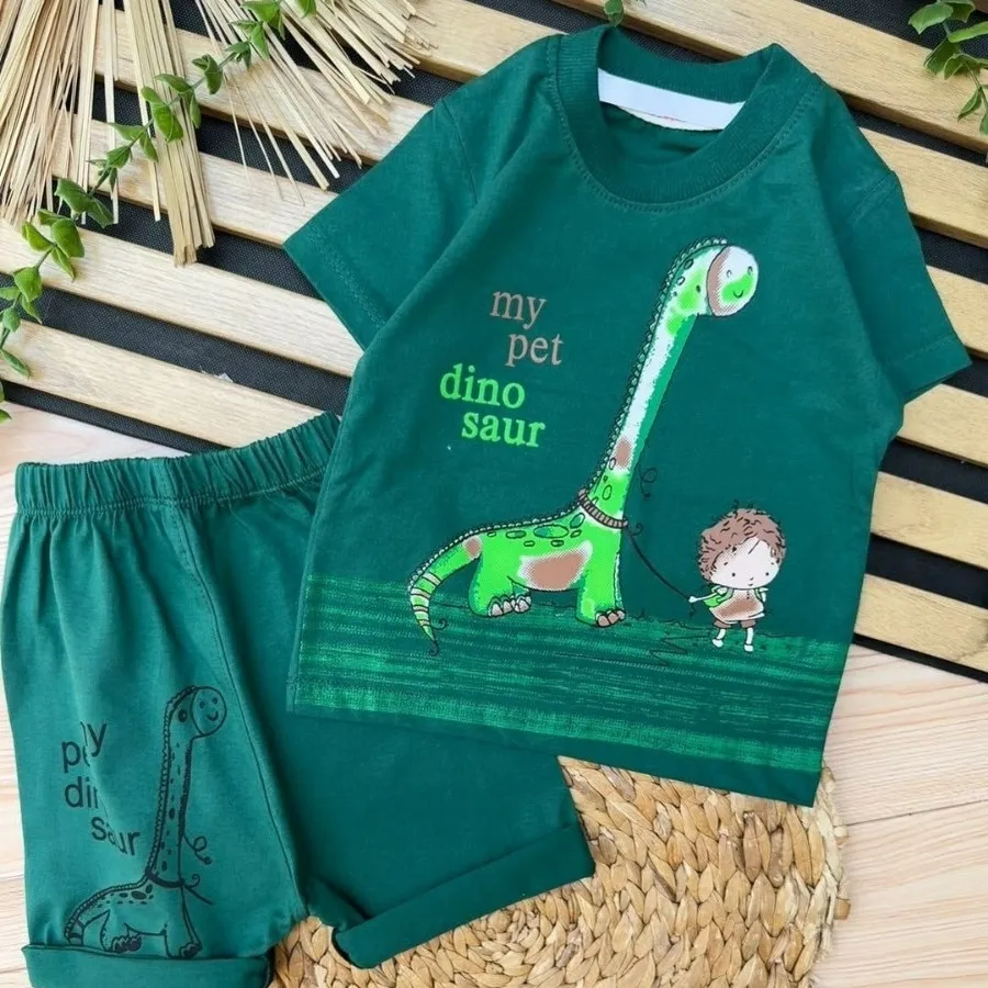 تیشرت و شلوارک