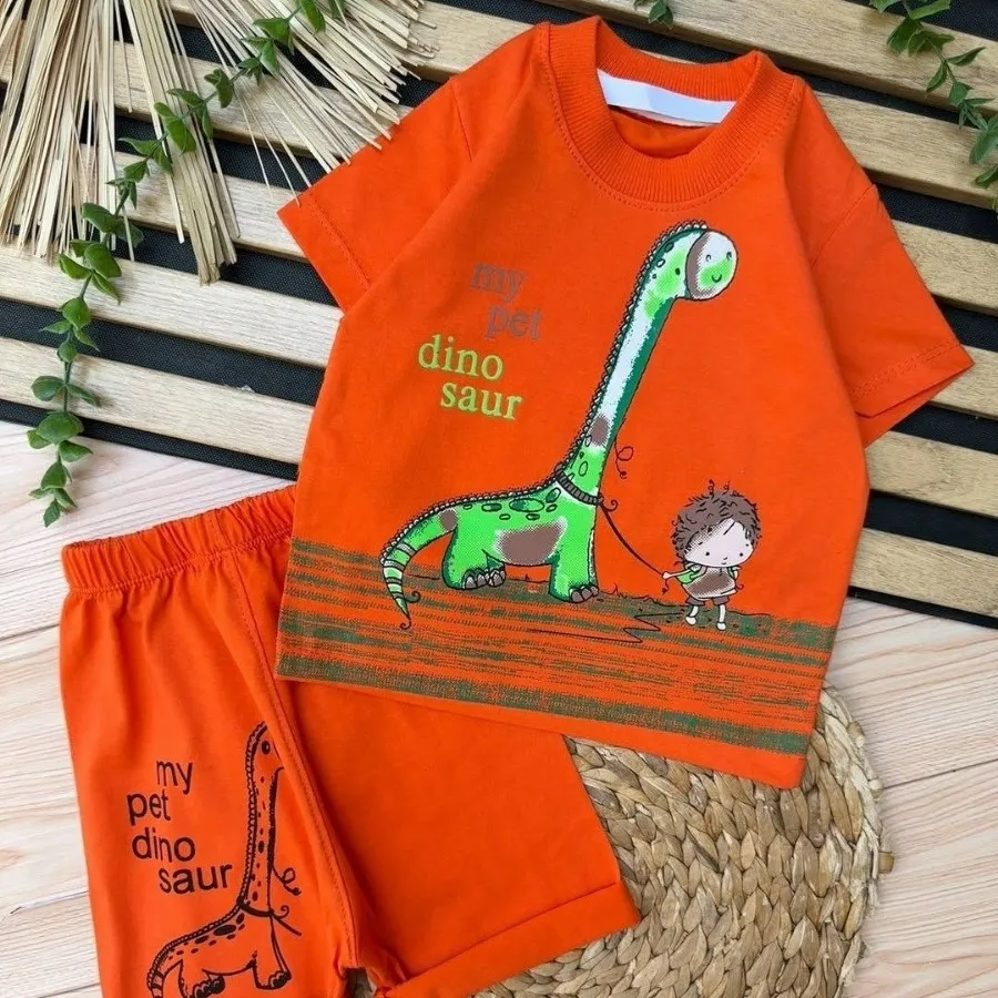 تیشرت و شلوارک