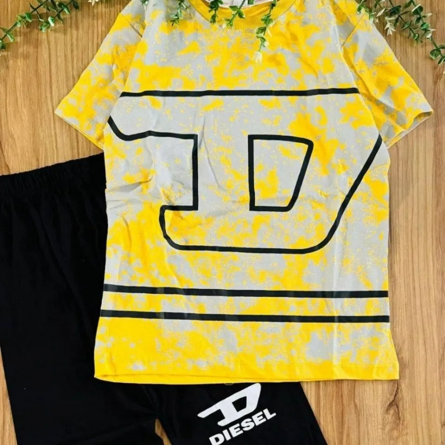 تیشرت و شلوارک