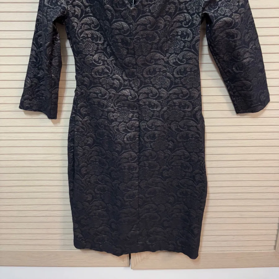 پیراهن گردنبند دار