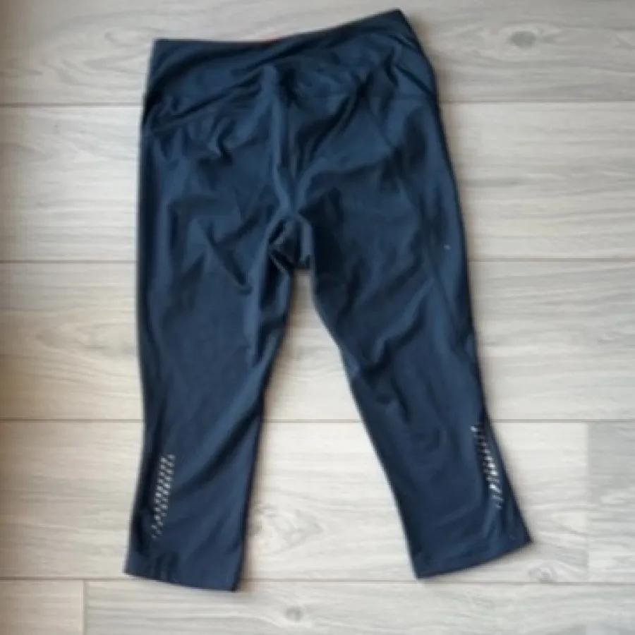 شلوار ورزشی برمودا active