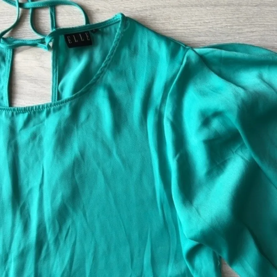 بلوز آستین پفی سبز ELLE