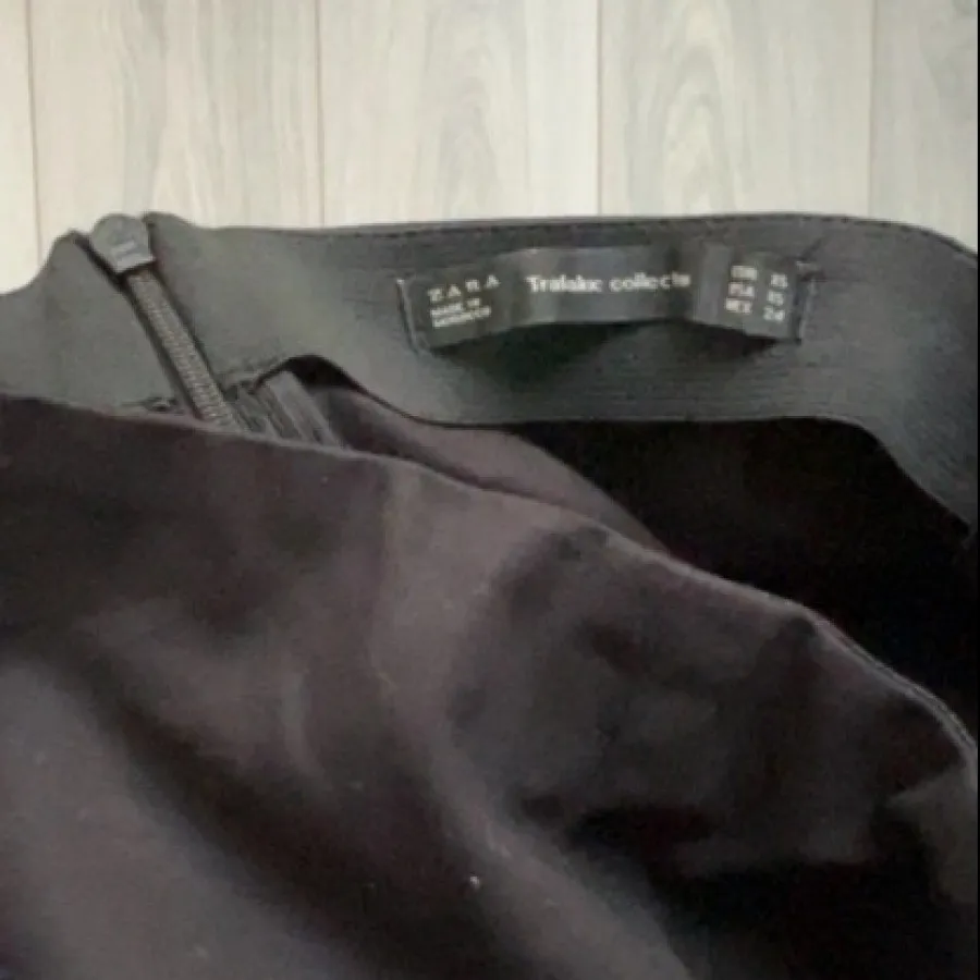 دامن کوتاه مشکی زارا