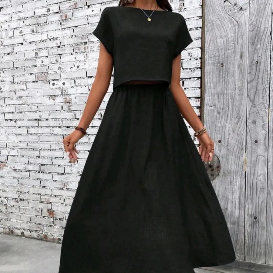 دامن و بلوز ( ورق بزنید )