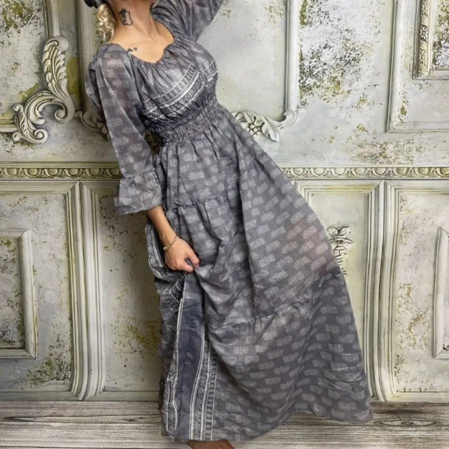 پیراهن ساحلی