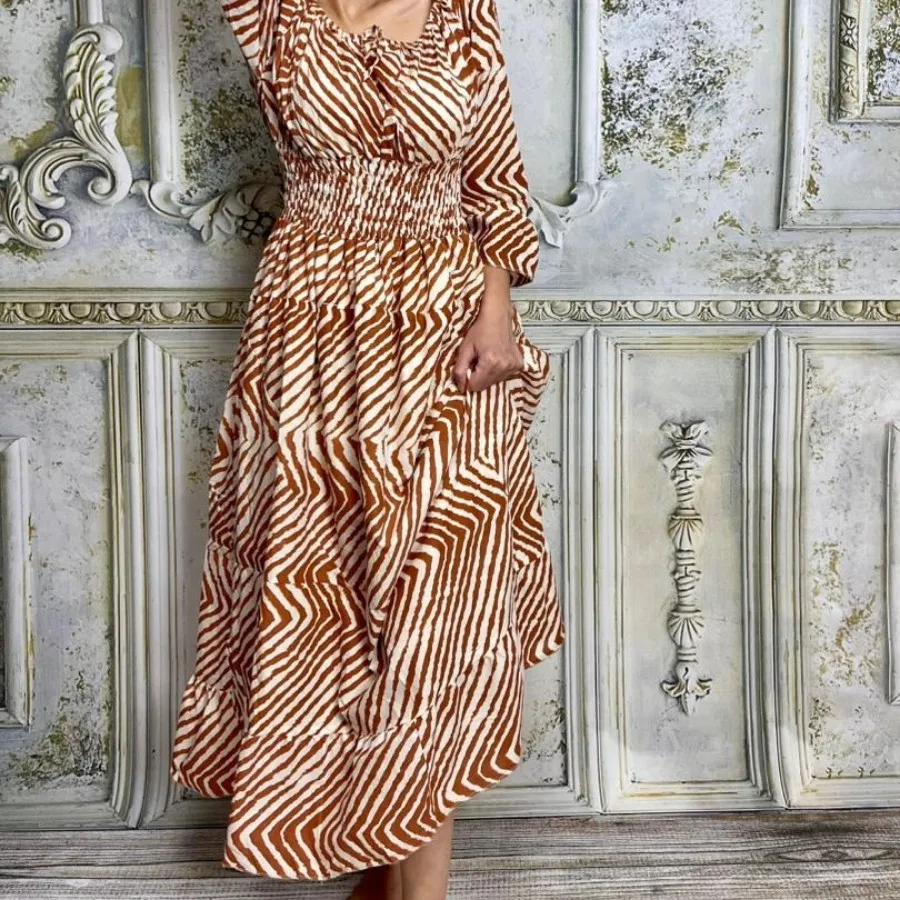 پیراهن ساحلی