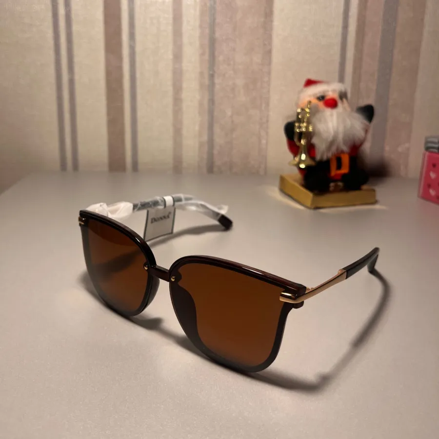 عینک آفتابی