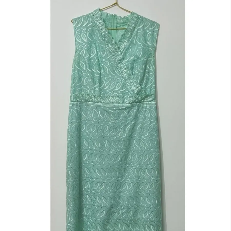 پیراهن آبی روشن