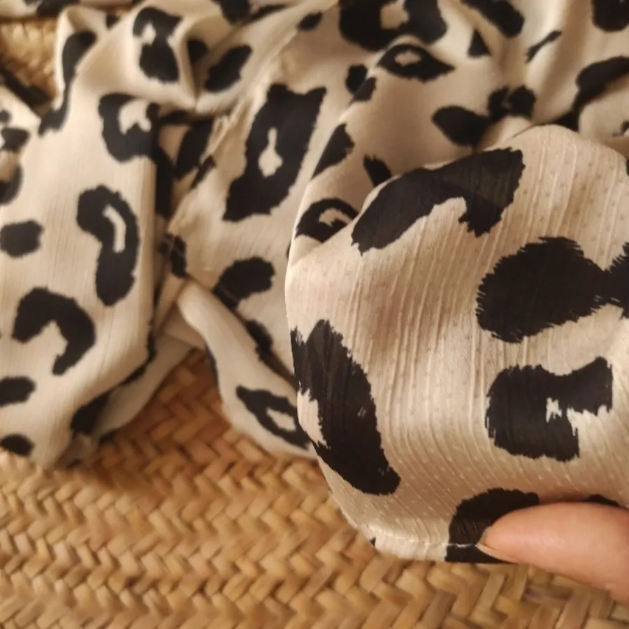 شال کرپ ساتن