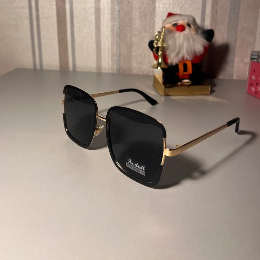 عینک آفتابی