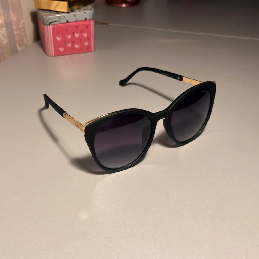 عینک آفتابی