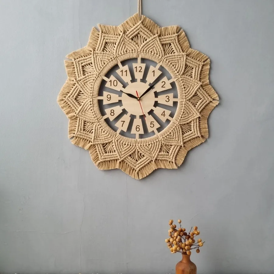 ساعت مکرومه