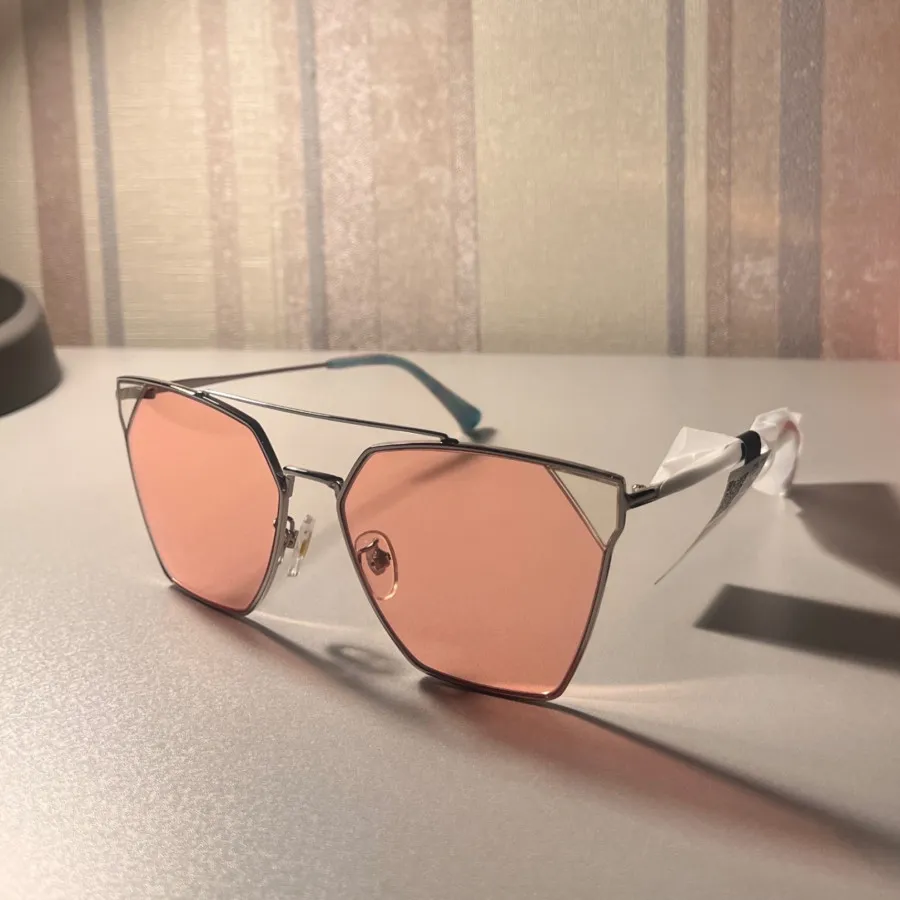 عینک آفتابی