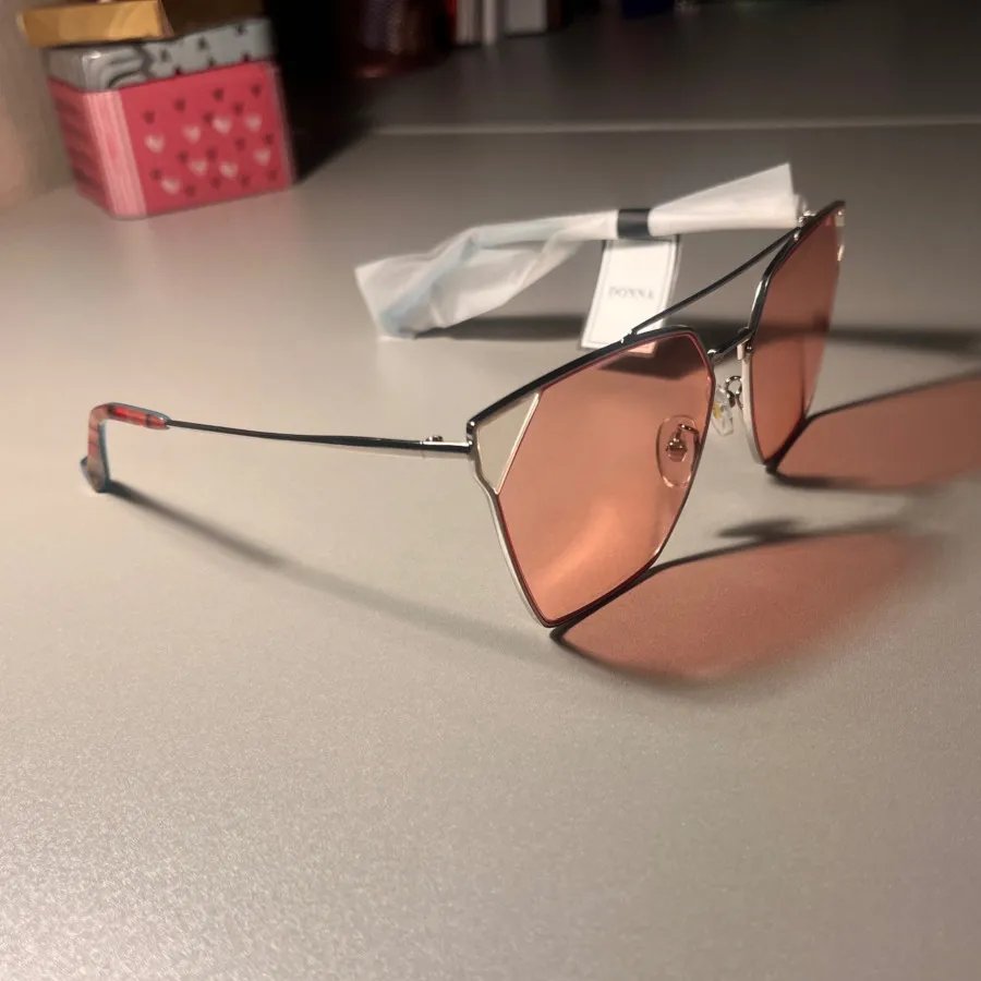 عینک آفتابی