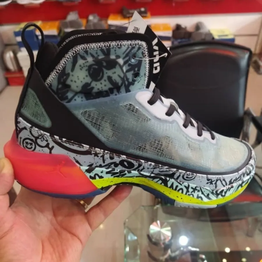 کفش ساق بلند