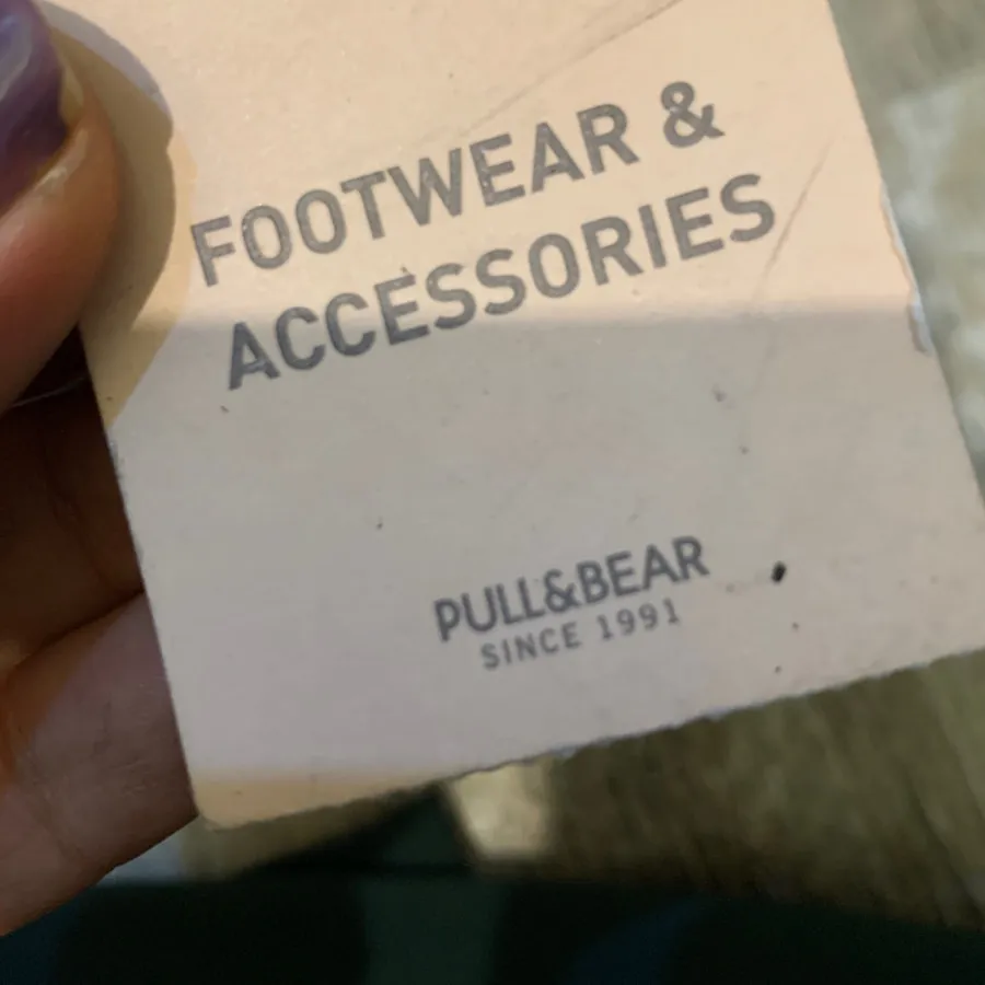 صندل pull&bear