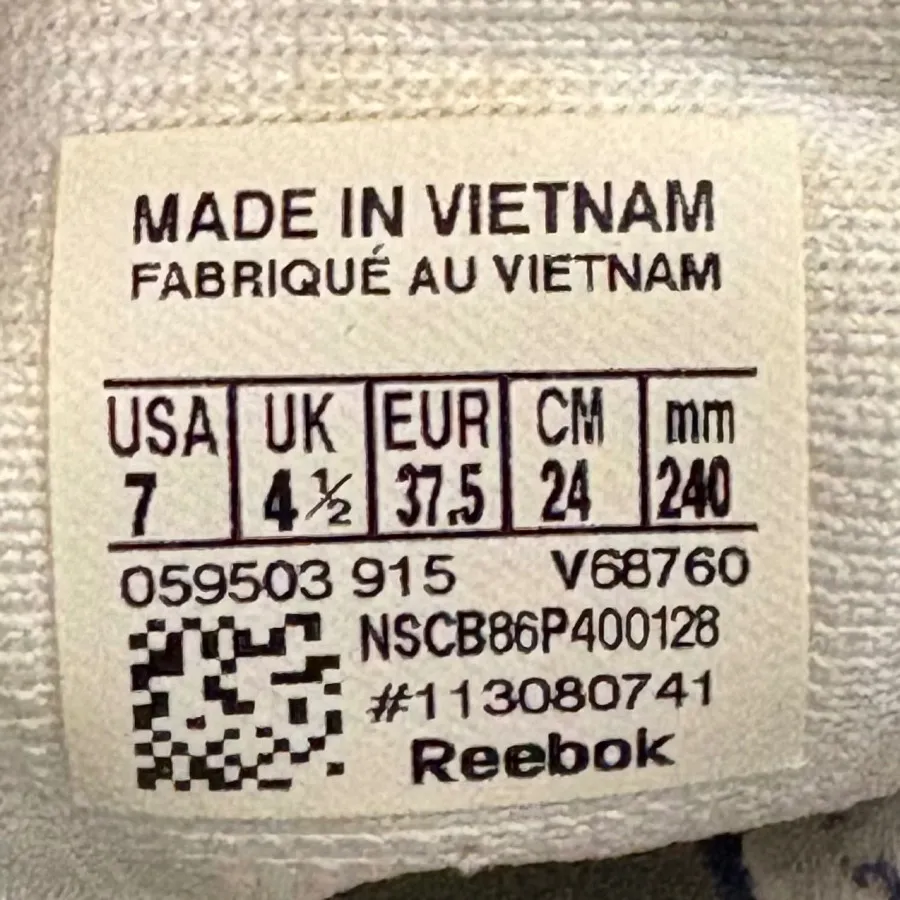 کفش ریباک در حد نو