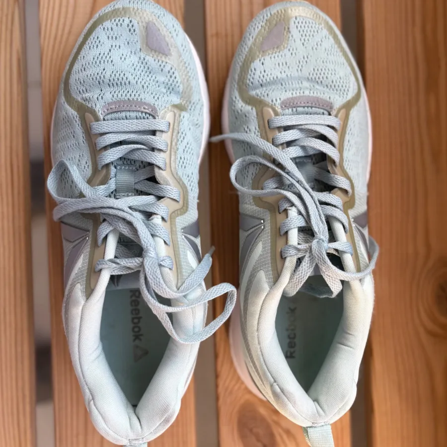 کتونی ریباک در حد نو