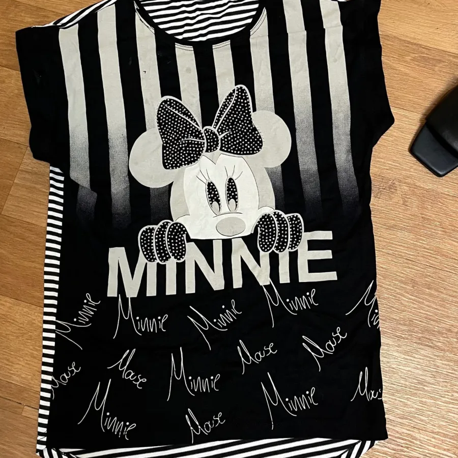 ست تیشرت و صندل