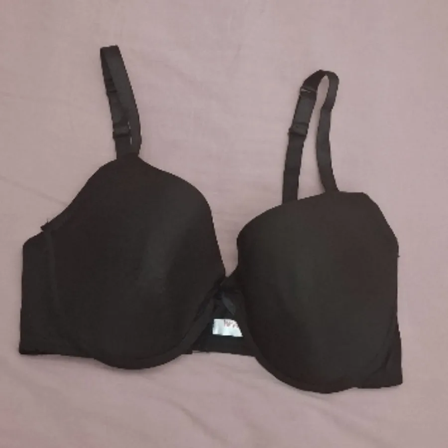 لباس زیر زنانه