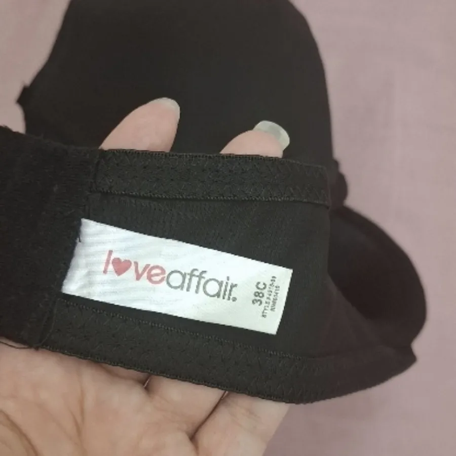 لباس زیر زنانه