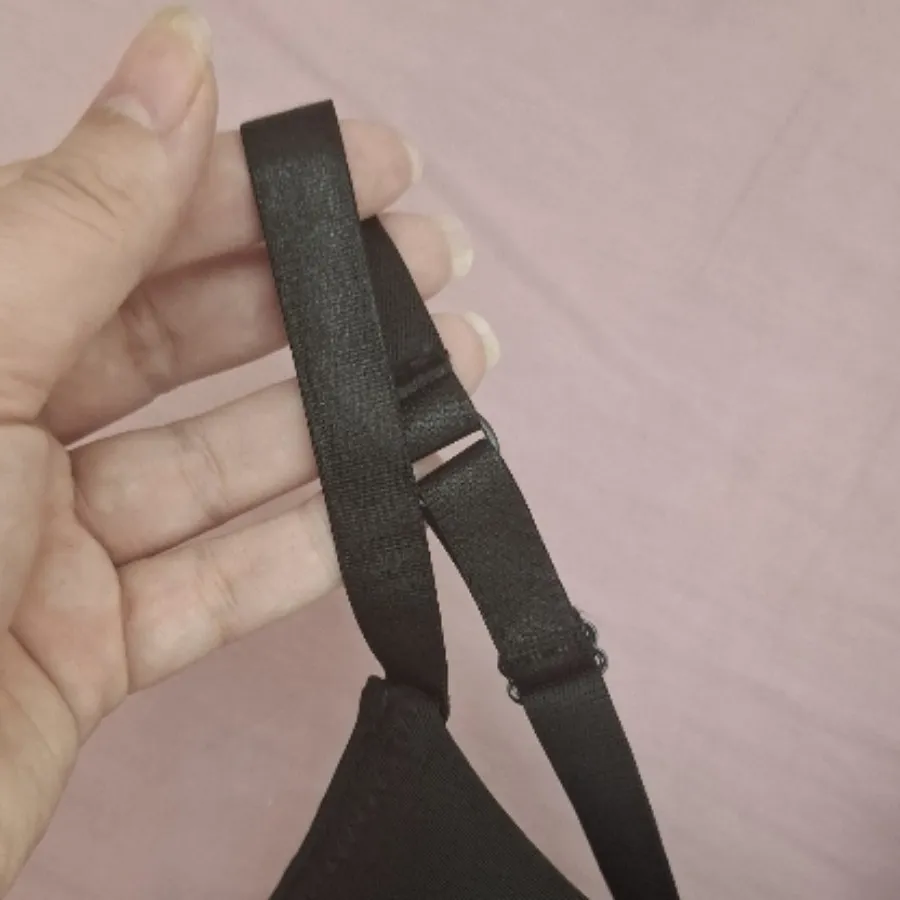 لباس زیر زنانه