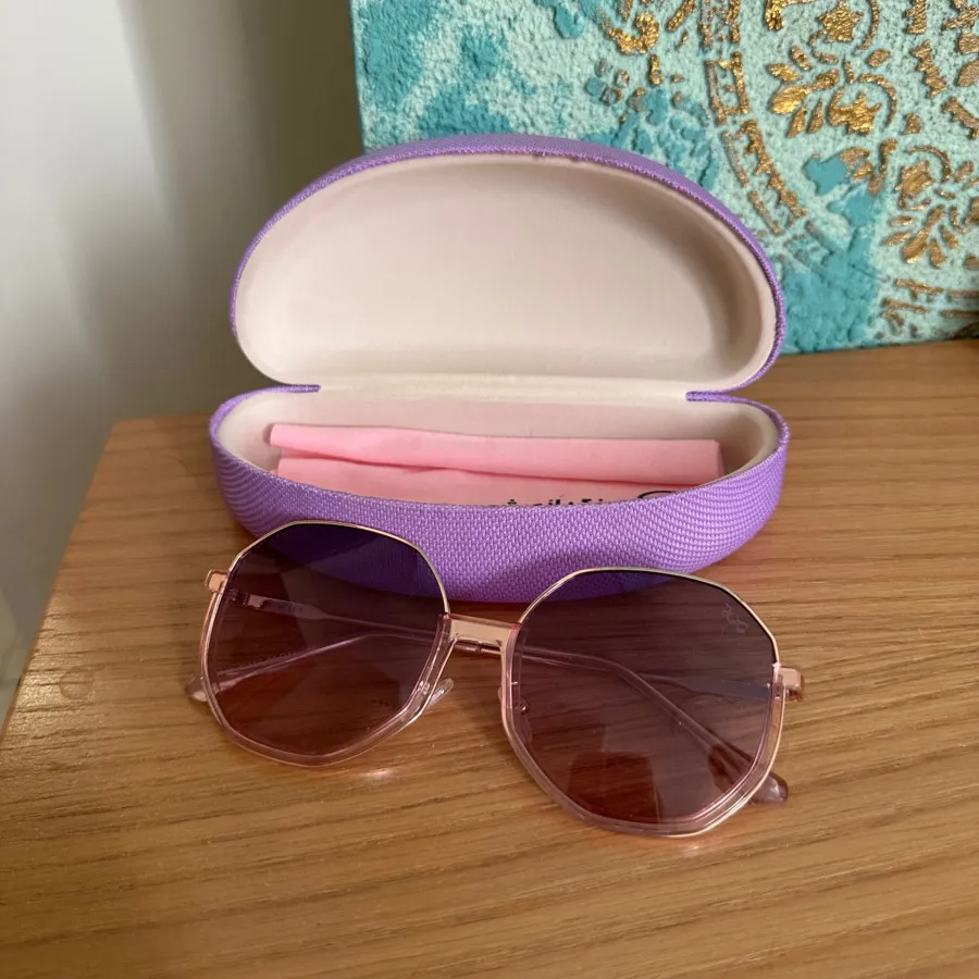 عینک اورجینال