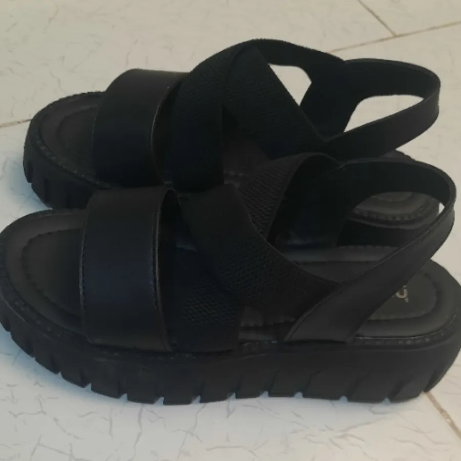 کفش کشدار بسیار راحت