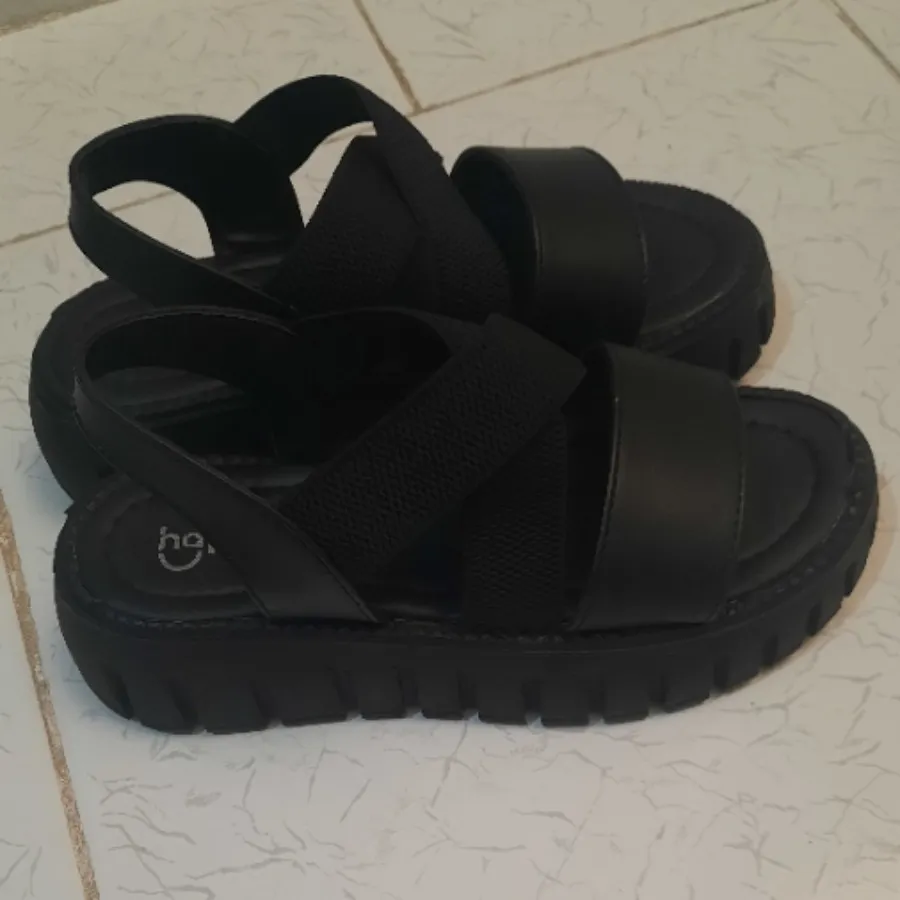 کفش کشدار بسیار راحت