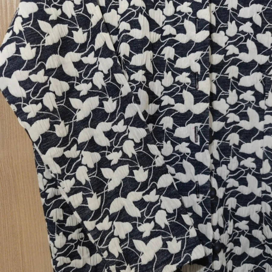 مانتو طرحدار