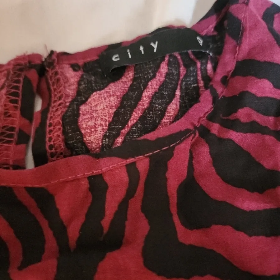 بلوز کراپ شیک نخی City