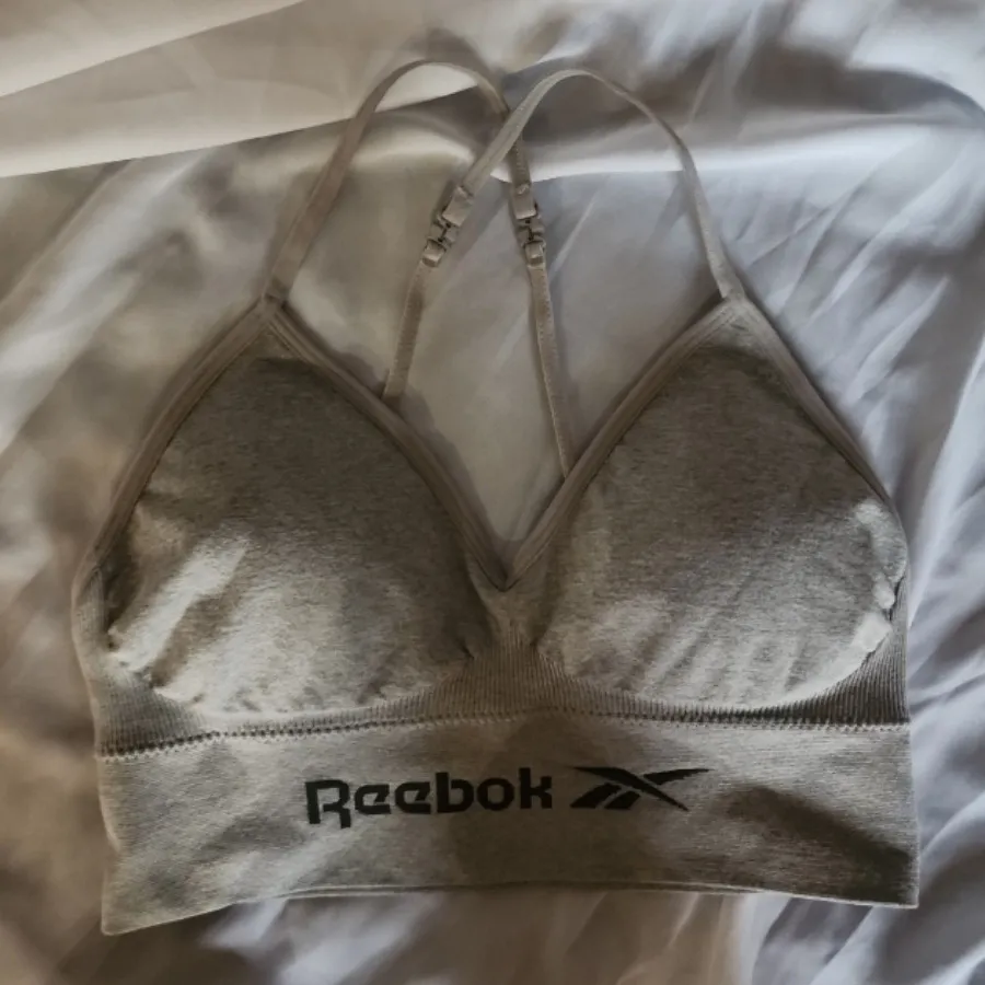 نیمتنه اسپرت Reebok