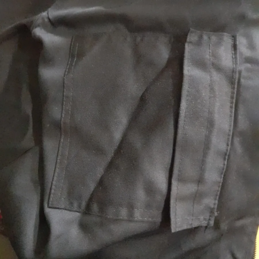 لباس کارمردانه