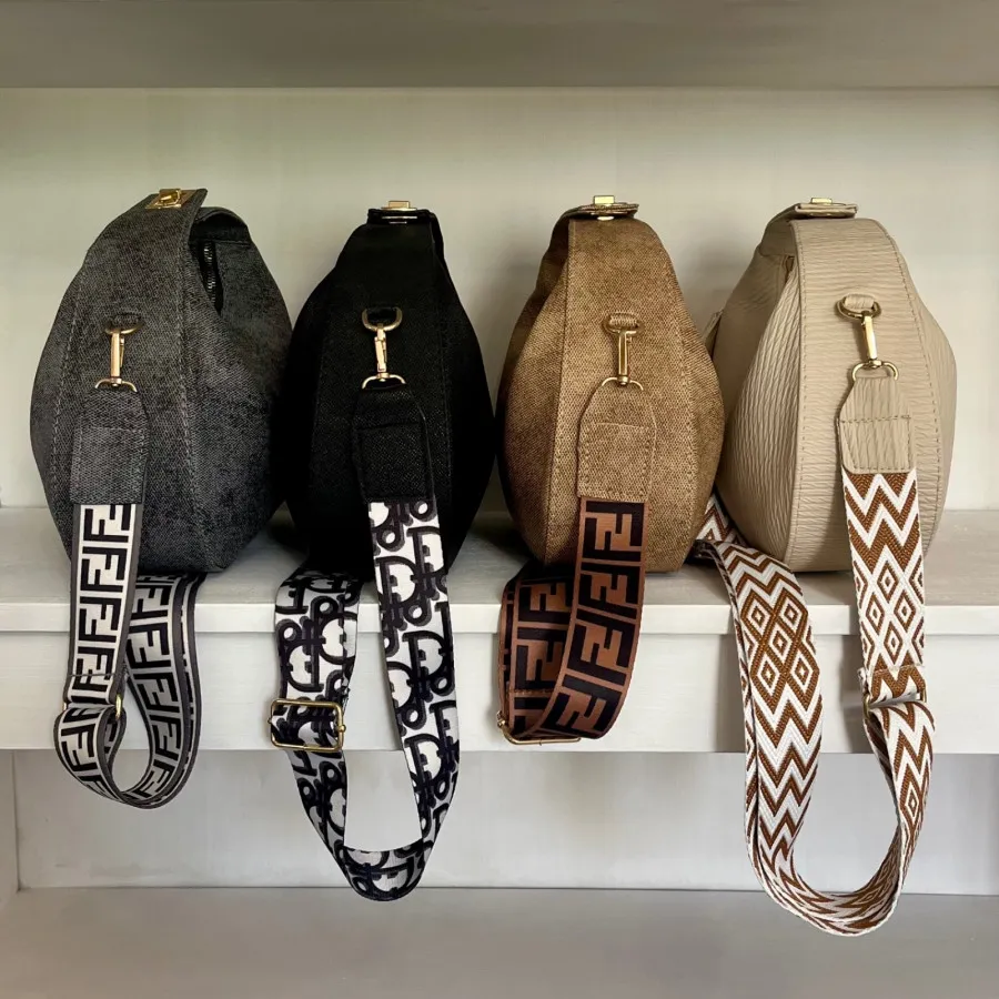 کیف زنانه ابر و بادی